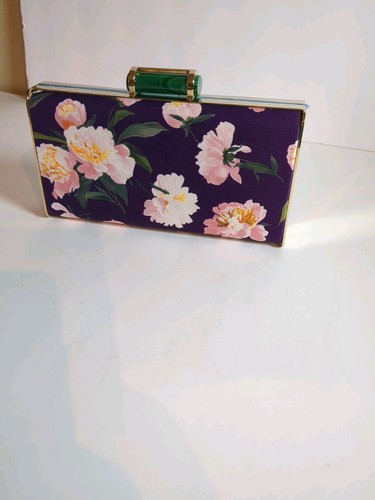 Carolina herrera iconic scala - herrera,