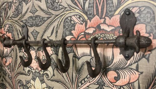 Vtg iron rail 4 metal - iron,
