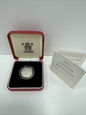 2002 United Kingdom Silver Proof One Pound Coin. Special Frosted Finish.