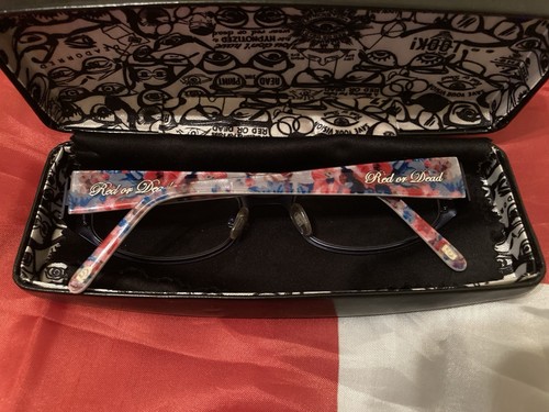 Red dead eyeglasses - dead,