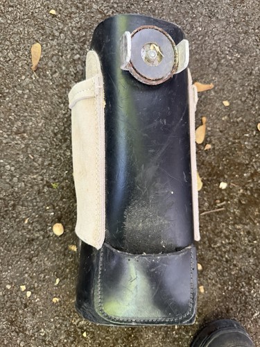 Farrier leg tool - leg,