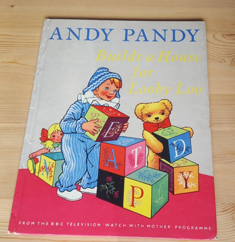 Andy pandy builds house for - pandy,