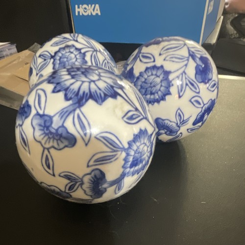 Set blue and white floral - and,
