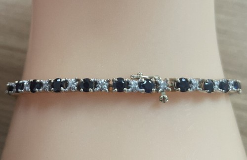 9ct yellow gold - diamond, &