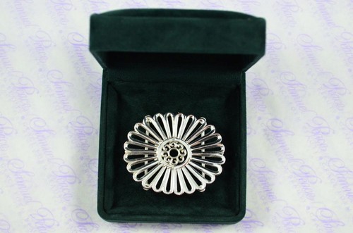 Cased sunflower pattern silver - cased,