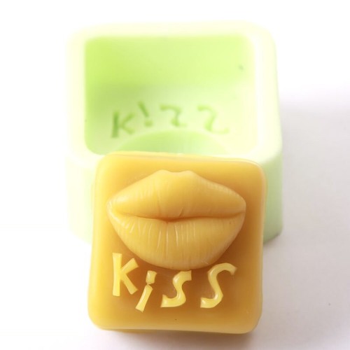 Lips kiss silicone soap - lips,