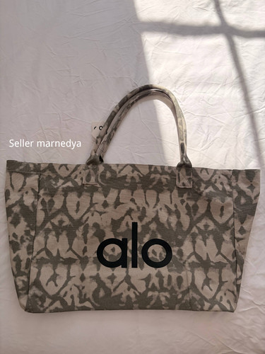 Alo yoga large tote - alo,