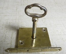 1 VINTAGE NEW OLD STOCK KEY