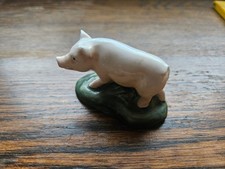 royal doulton piglet
