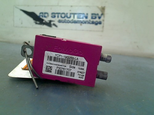 Antenna amplifier volvo v60 - amplifier,