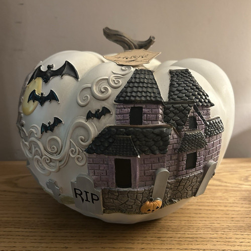 Maxx hallows eve white - tk,