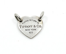 Tiffany & Co. 'Return To Tiffany & Co. Heart' Bracelet/Necklace Centrepiece.