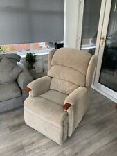 Aysgarth with beech knuckle petite dual recliner chair in plain biscuit