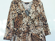 KALEIDOSCOPE ANIMAL FOIL PRINT