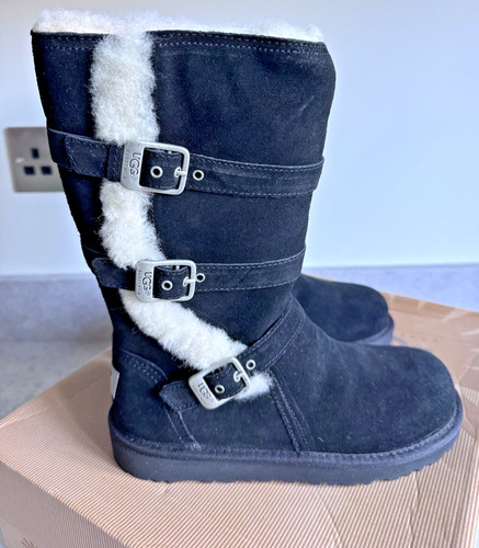 New box ugg - in,
