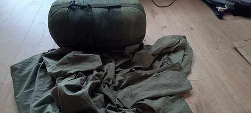 British army arctic sleeping - arctic,
