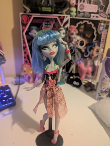 Monster high skull shores - monster,