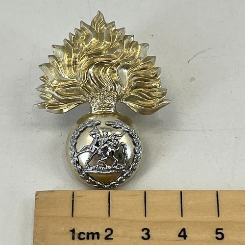 Rrf cap badge british - rrf,