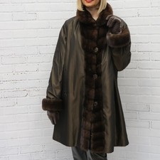 ladies SHOWROOOM NEW! real