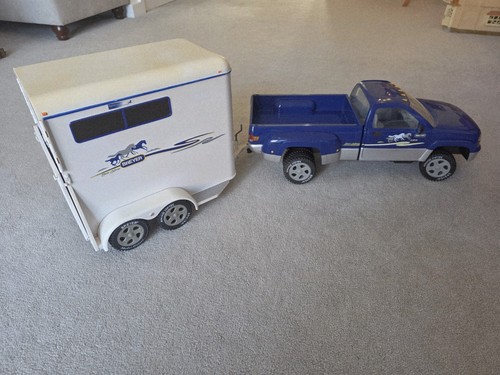 Breyer dually truck - truck,, two