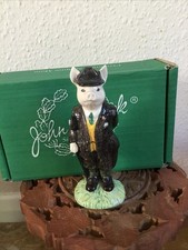 Beswick English Country Folk Figure “GENTLEMAN PIG” ECF4