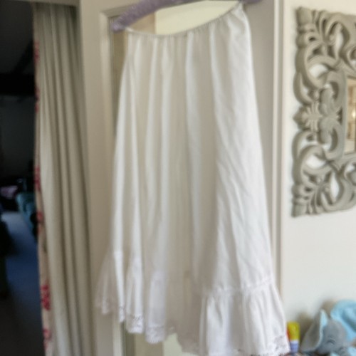 Vintage 1970s white - 1970s, laura
