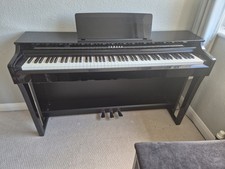 Yamaha CLP-625 Digital Piano