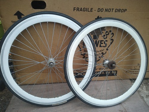 White fixie wheelset 700c - white,