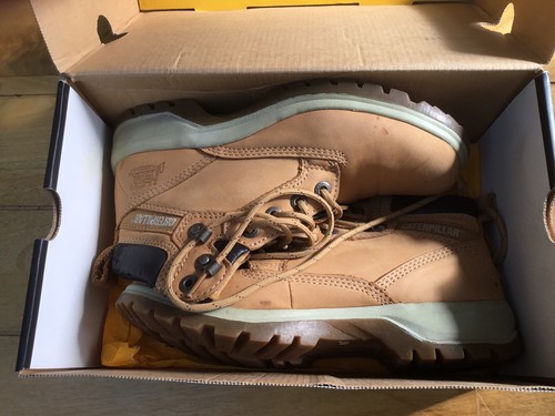 Ladies caterpillar boots size - caterpillar,