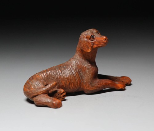 Netsuke dog japanese - dog, boxwood