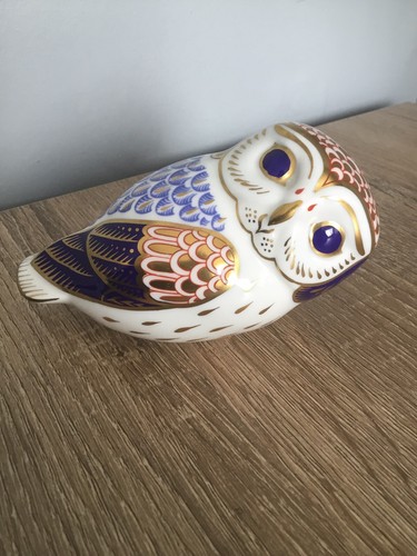 Royal crown derby - royal, paperweight
