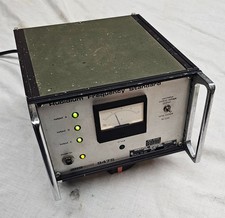 racal 9475 rubidium 1MHz frequency standard - rare unit - powers-up & output
