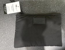 Calvin Klein Fragrances Zipped