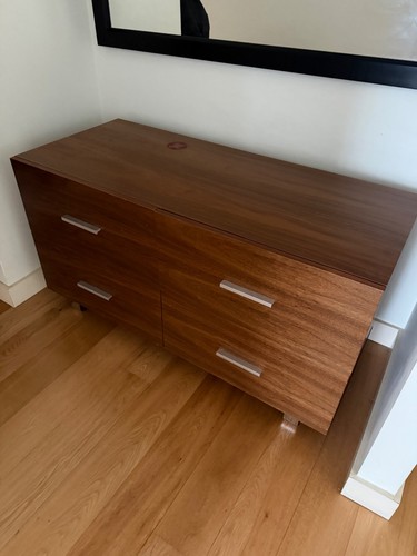 Modern wooden drawer dresser - 4-drawer,