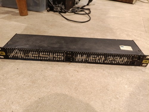 Alesis 230 rackmountable - m-eq,