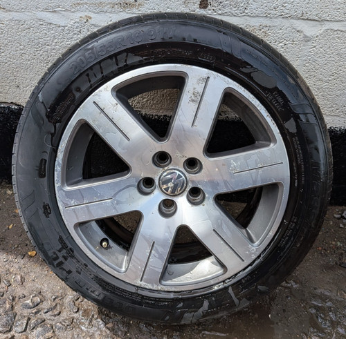 Volkswagen beetle alloy wheel - beetle,
