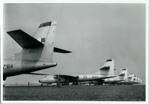 Vickers valiant line up - vickers,