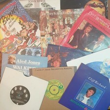 Christmas 7" Singles: All the XMAS classics on Vinyl! £2.79each: Buy 8, +1 FREE!