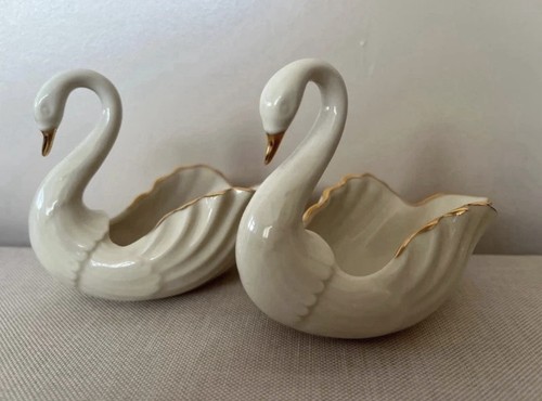Pair lenox porcelain swans - pair,