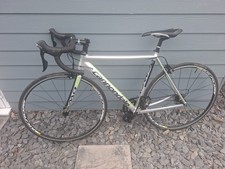 Cannondale caad 12 road bike