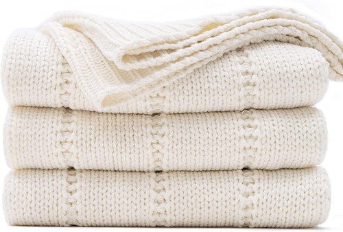 Cable knitted throw luxury - cable,