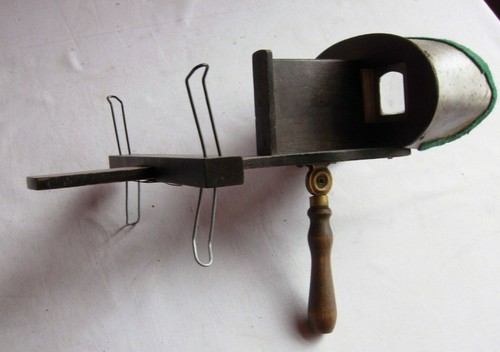 Stereoscopic viewer for - viewer,