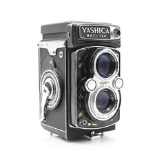 Yashica Mat-124 6x6 Twin Lens