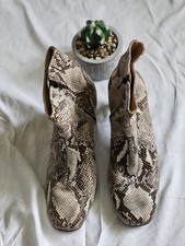 Anthropologie Neutral