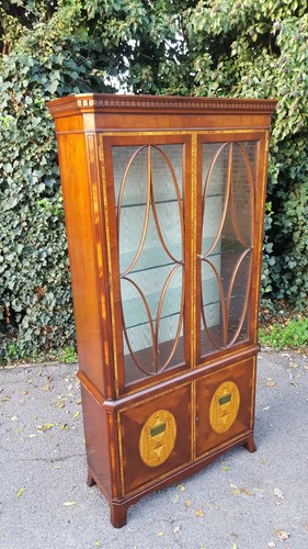 Titchmarsh goodwin mahogany - goodwin, &