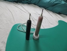 X 2 Oral-B Braun Electric