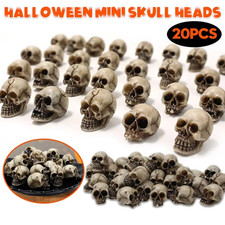 20pcs Mini Skulls Decor
