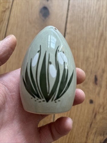 Holkham pottery pepper pot - holkham,