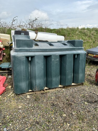 Bunded tank approx - tank, 2000l