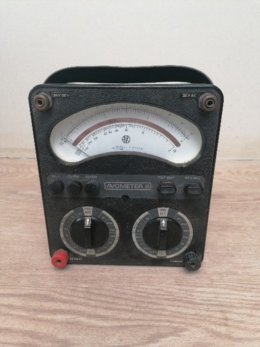 Universal avometer model 8 - universal,